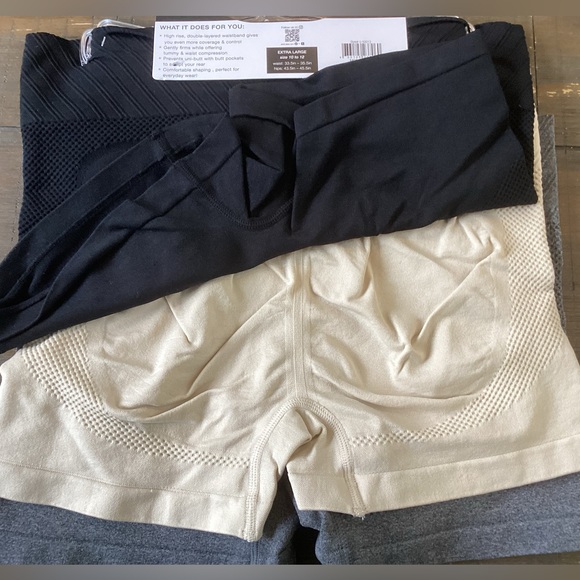 🌸Shapewear Seamless Short Tummy /Rear Control - Picture 2 of 6